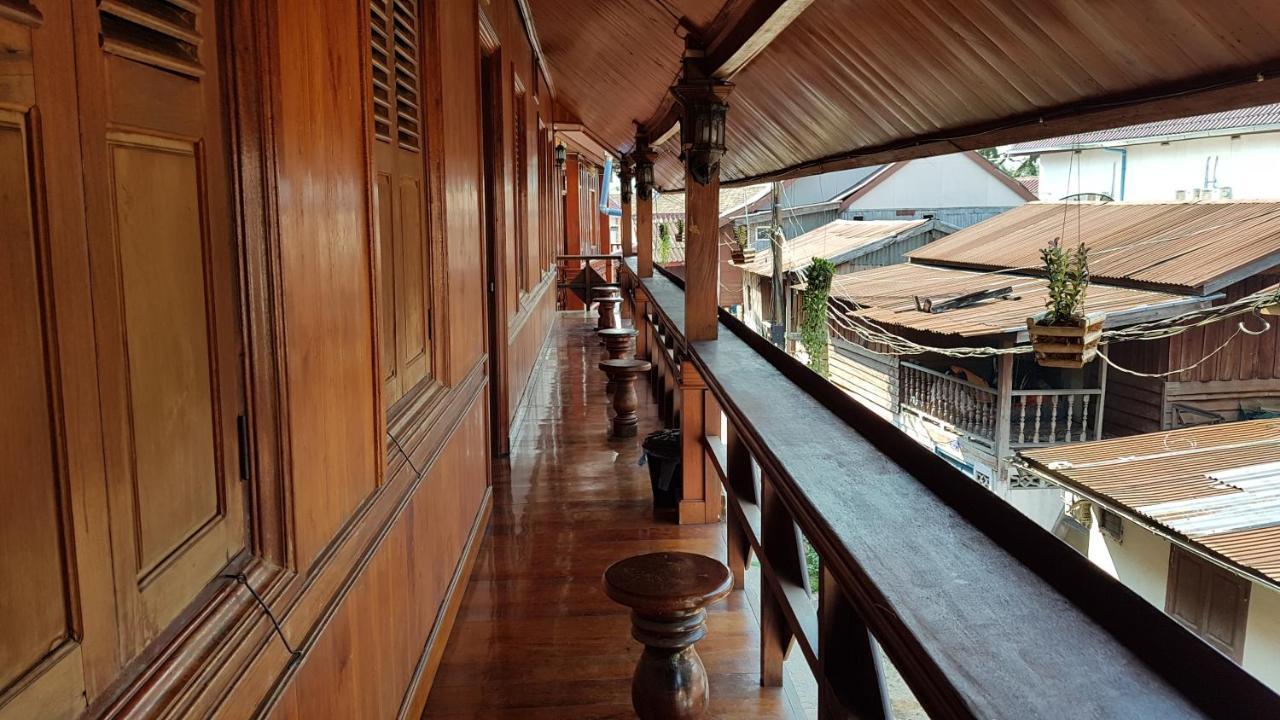 Silikhane Guesthouse หลวงพระบาง ภายนอก รูปภาพ