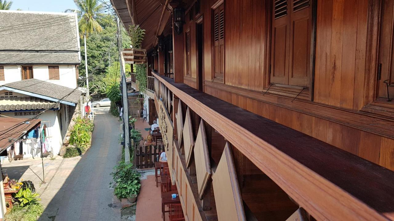 Silikhane Guesthouse หลวงพระบาง ภายนอก รูปภาพ
